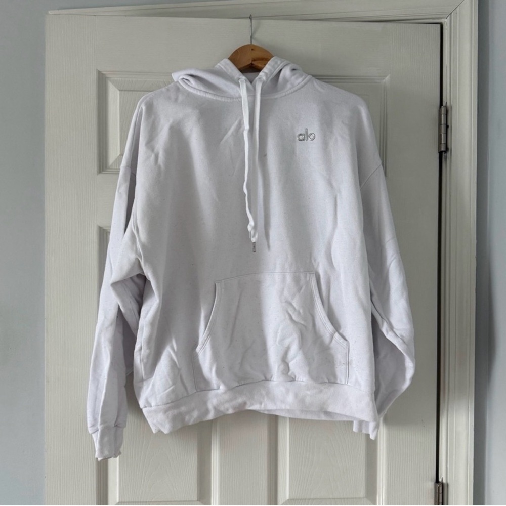 ALO Yoga women’s White Hoodie Sweater
